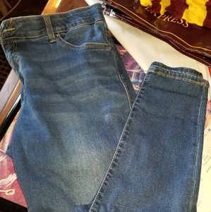 Lularoe Jean's 36